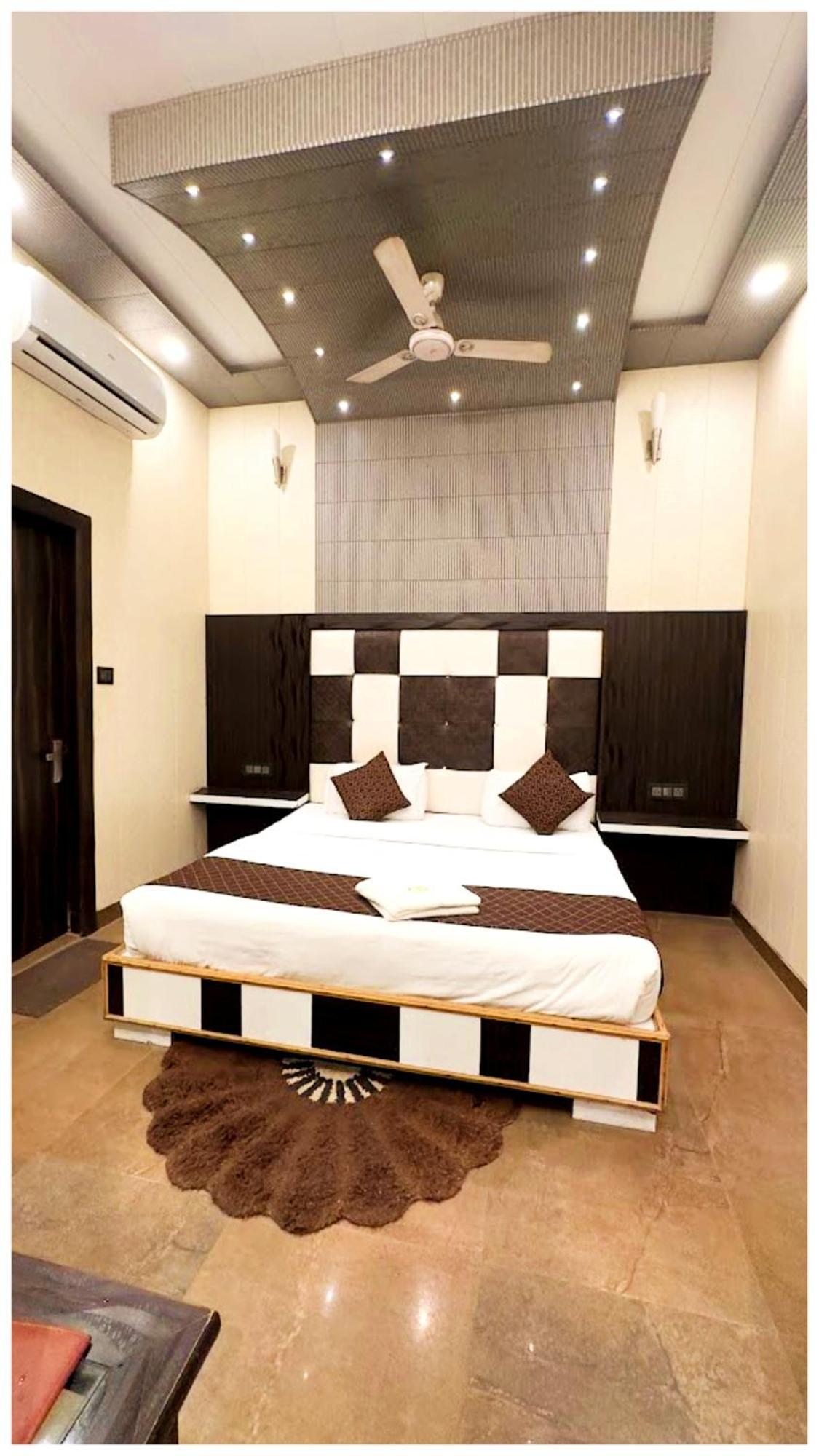 Grg Pardesi Hotel Haridwar Exterior photo