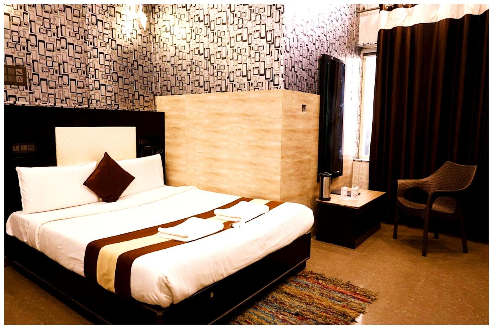 Grg Pardesi Hotel Haridwar Exterior photo