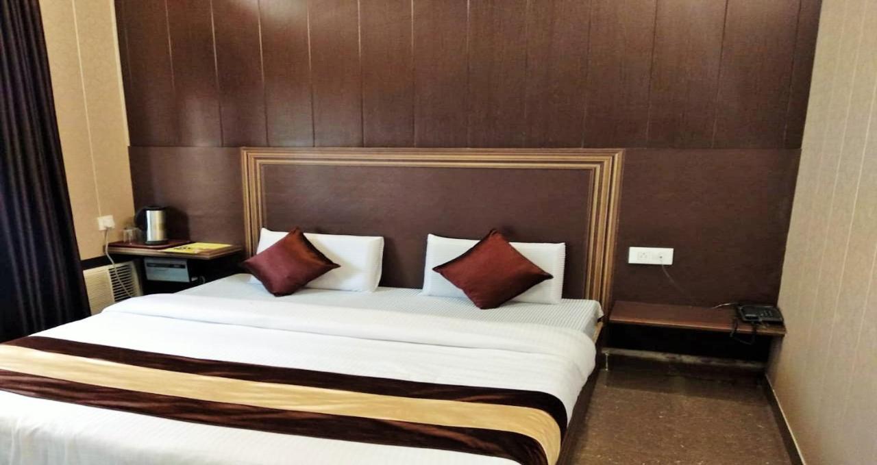 Grg Pardesi Hotel Haridwar Exterior photo